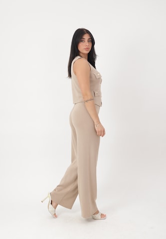 Flared Pantaloni di Elara in beige