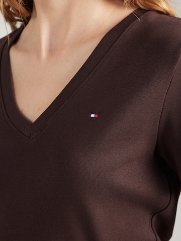 TOMMY HILFIGER Majica 'CODY' | rjava barva