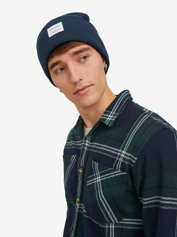 JACK & JONES Beanie in Blue: front