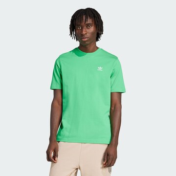 ADIDAS ORIGINALS - Camiseta 'Trefoil Essentials' en verde: frente