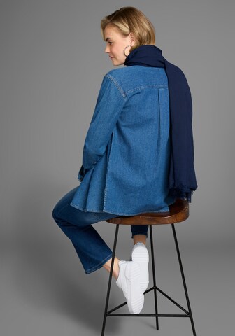 LAURA SCOTT Wrap in Blue