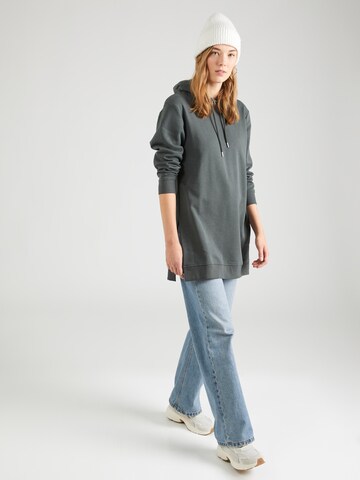 s.Oliver Sweatshirt in Green