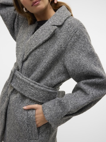 Manteau mi-saison VERO MODA en gris