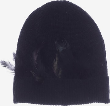 BCBGMAXAZRIA Hat & Cap in One size in Black: front