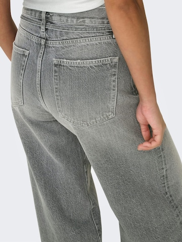ONLY Baggy Jeans 'Gianna' in Grey
