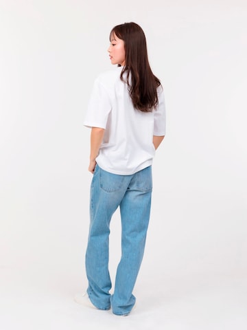 T-shirt 'Oversize t-shirt' K-pop en blanc