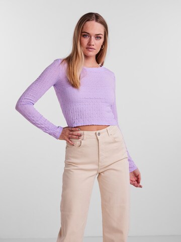 PIECES - Camisa 'Fubs' em roxo: frente