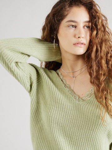 VILA Sweater 'LOU' in Green