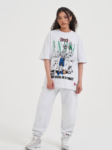 AND1 T-Shirt in Grau