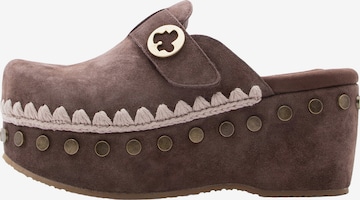 MOU Puukengät & Crocks-jalkineet värissä ruskea: etupuoli
