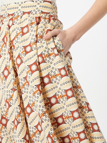 Traffic People Skirt in Beige