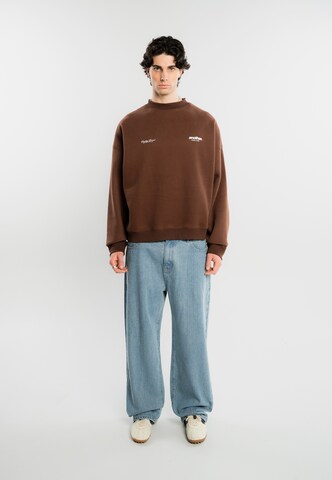 Another Cotton Lab Sweatshirt 'Sunday Service' in Braun