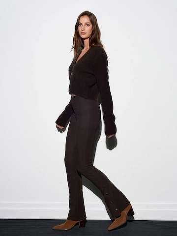 Dilvin Flared Leggings 'Gamaschen' in Black