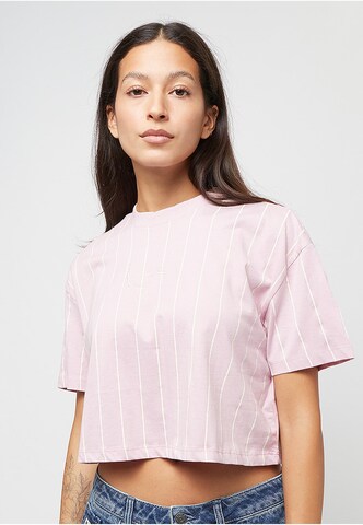 Karl Kani T-Shirt in Pink: Vorderseite