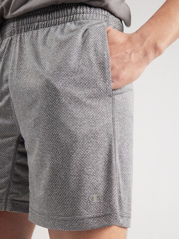 Champion Authentic Athletic Apparel Regular Sportbyxa i grå