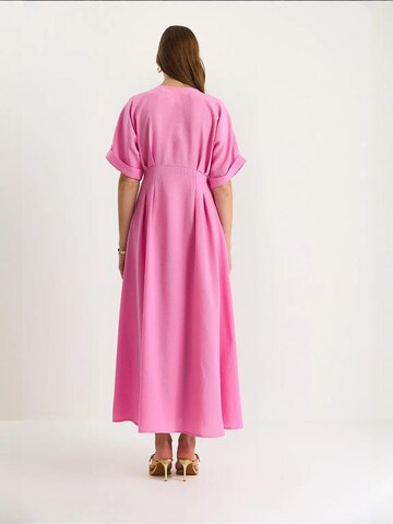 Abito di Bianco Lucci in rosa