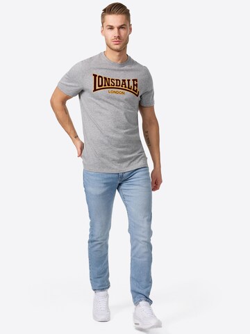 Maglietta 'CLASSIC' di LONSDALE in grigio
