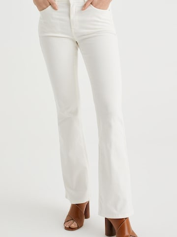 WE Fashion Jeans i hvit: forside