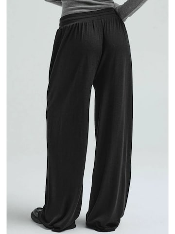 Seamless Basic Wide Leg Hose 'Barbera Merino' in Schwarz
