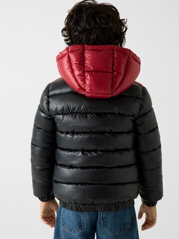 GUESS Jacke in Schwarz