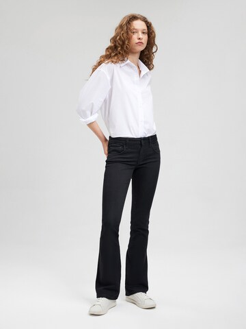 Mavi Flared Jeans 'Bella' in Schwarz