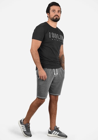 !Solid Regular Sweatshorts 'Toljan' in Grau