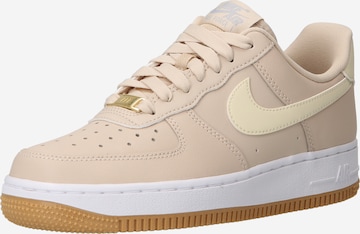 Nike Sportswear Sneakers laag 'AIR FORCE 1 07' in Beige: voorkant