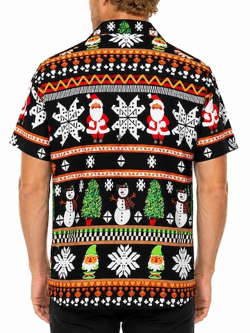 King Kameha - Ajuste regular Camisa 'Christmas Rows' en negro
