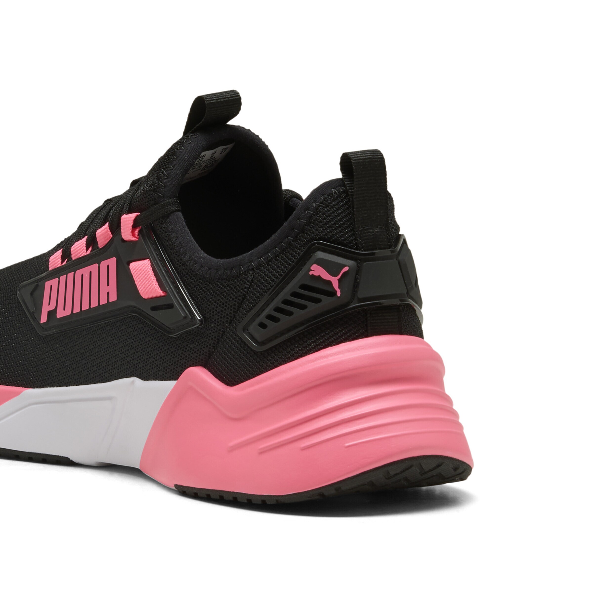 PUMA Loopschoen 'Retaliate 3' in Zwart