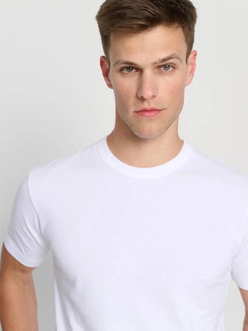 SANVT Shirt 'The Heavyweight'‌‌‌‌‌‌‌‌ in Weiß