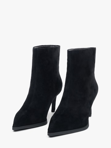 Estro Ankelboots '2636-51' i svart