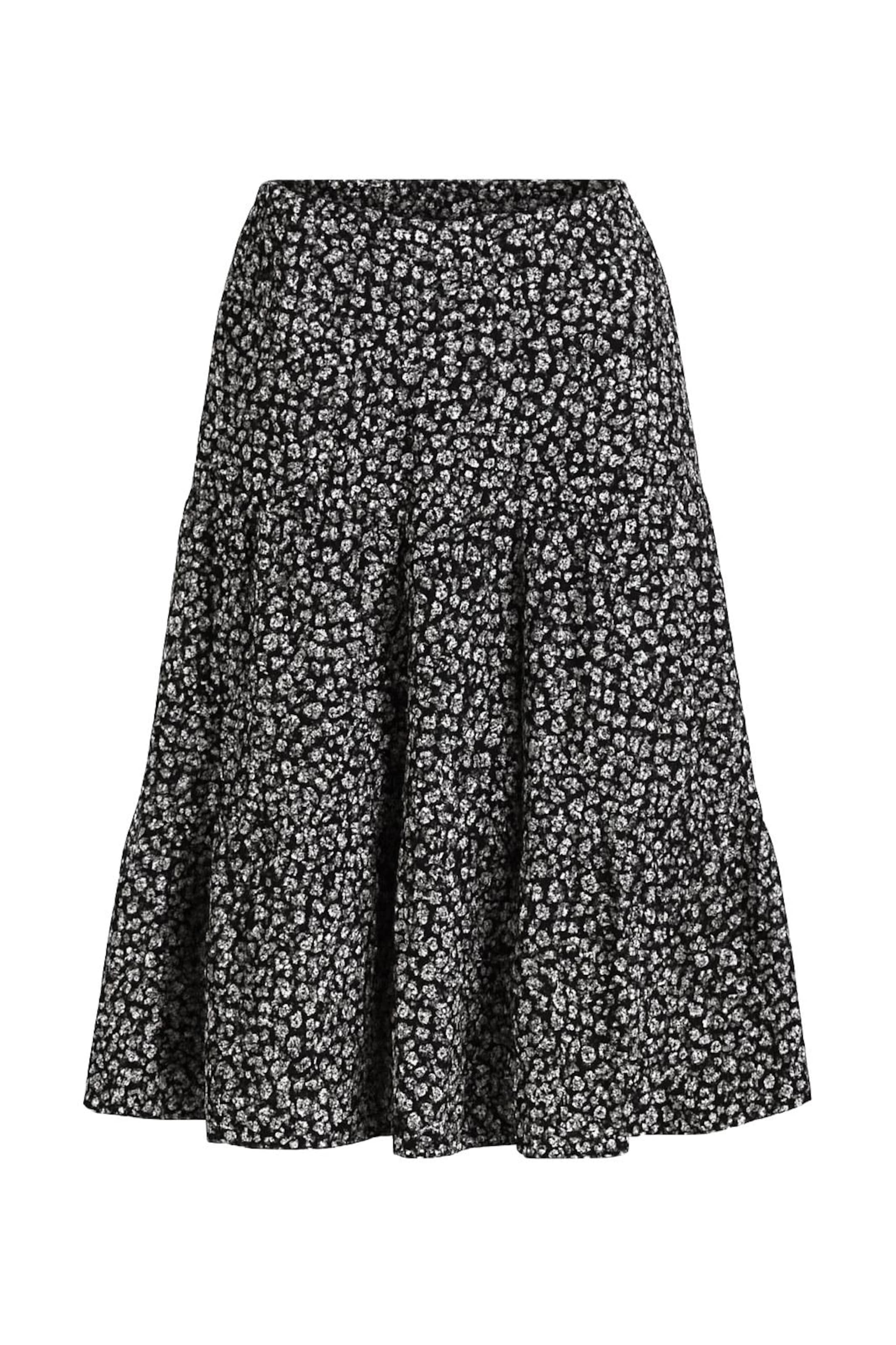 Stil Diva Skirt in Black: front