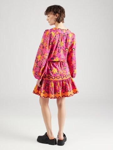 Harper & Yve - Vestido en rosa