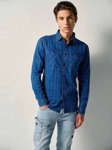 Regular fit Camicia di KOROSHI in blu: frontale