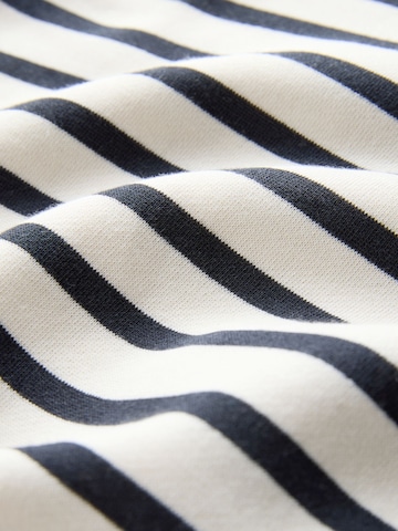 The Set Set in Beige