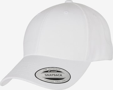 Flexfit Cap in White: front