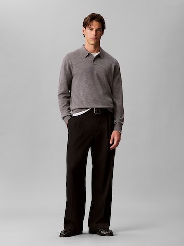 Calvin Klein Sweater in Grey