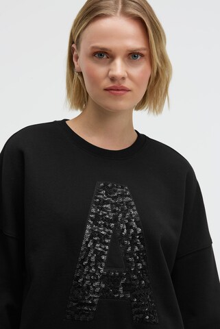 SENSES.THE LABEL Sweatshirt in Black