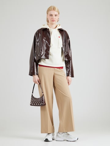 PIECES Sweatshirt 'PCCHILLI' i hvid