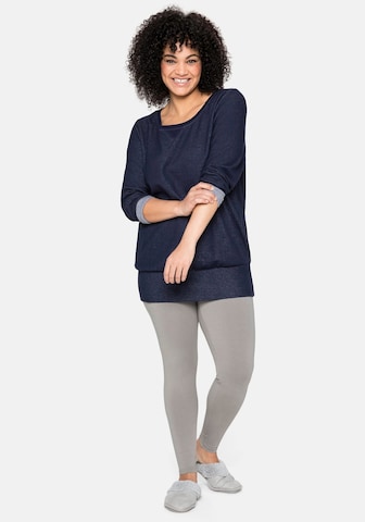 SHEEGO Sweatshirt in Blau