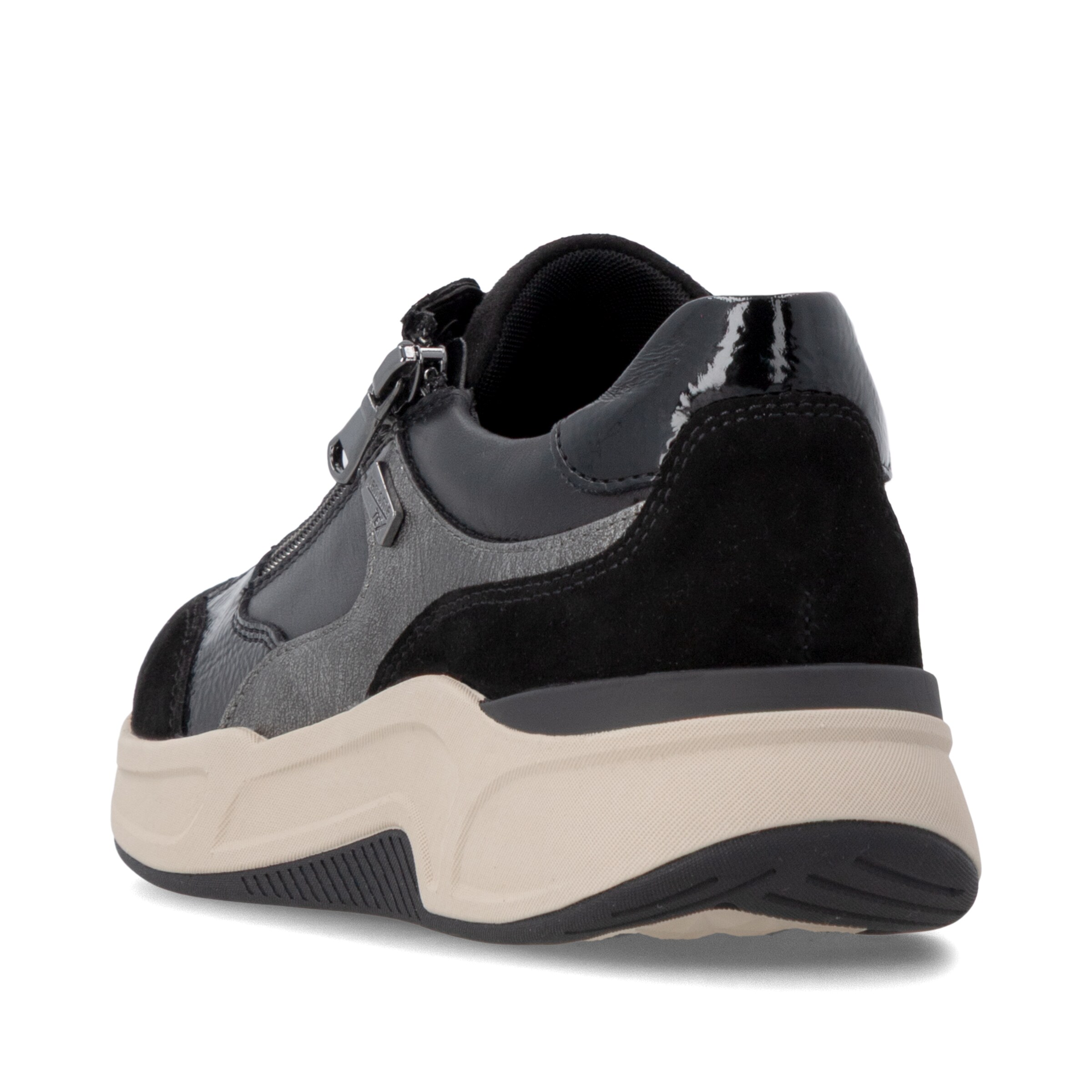 Baskets basses REMONTE en noir