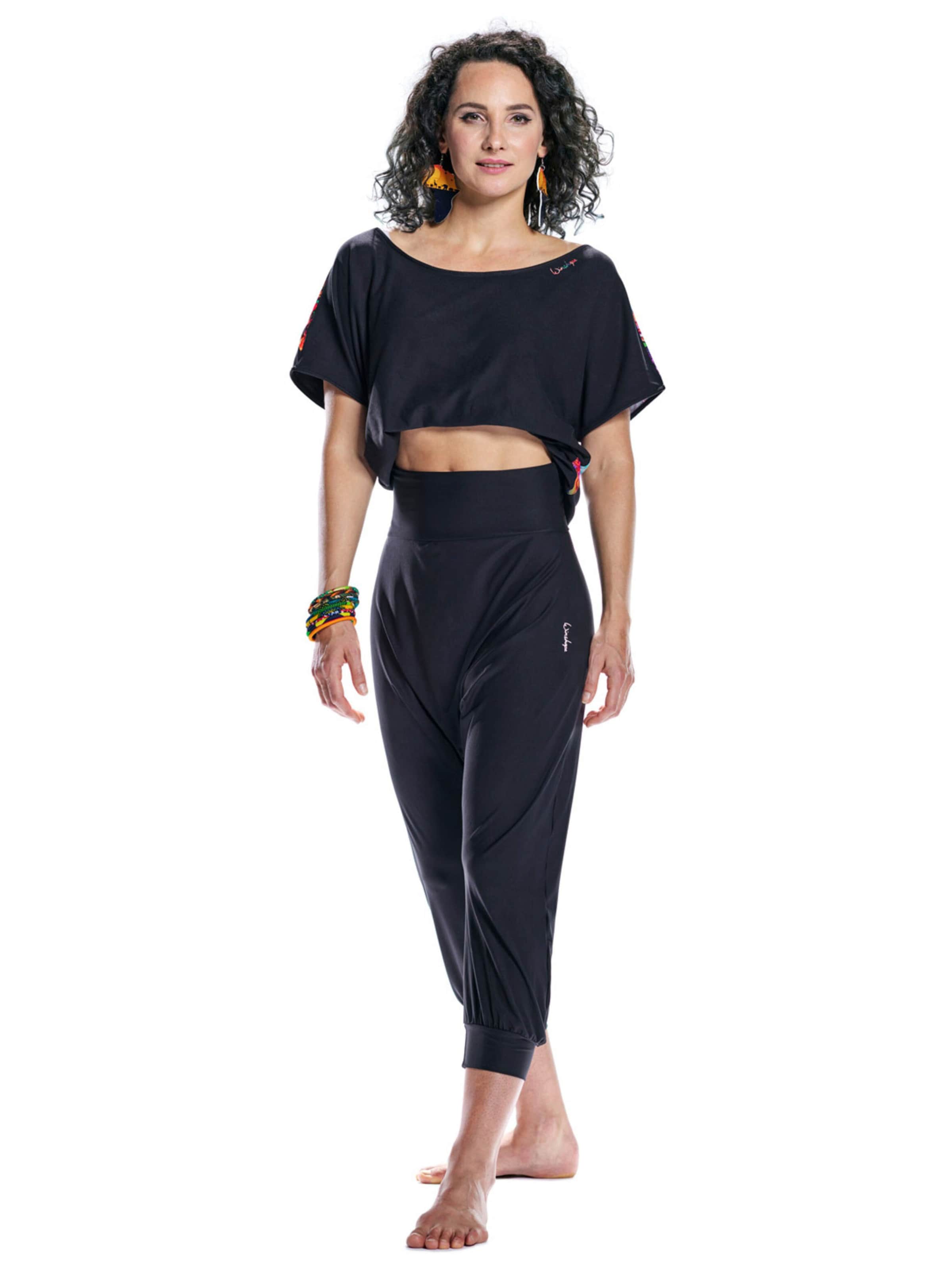 Winshape Λειτουργικό μπλουζάκι 'DT108LS' σε μαύρο