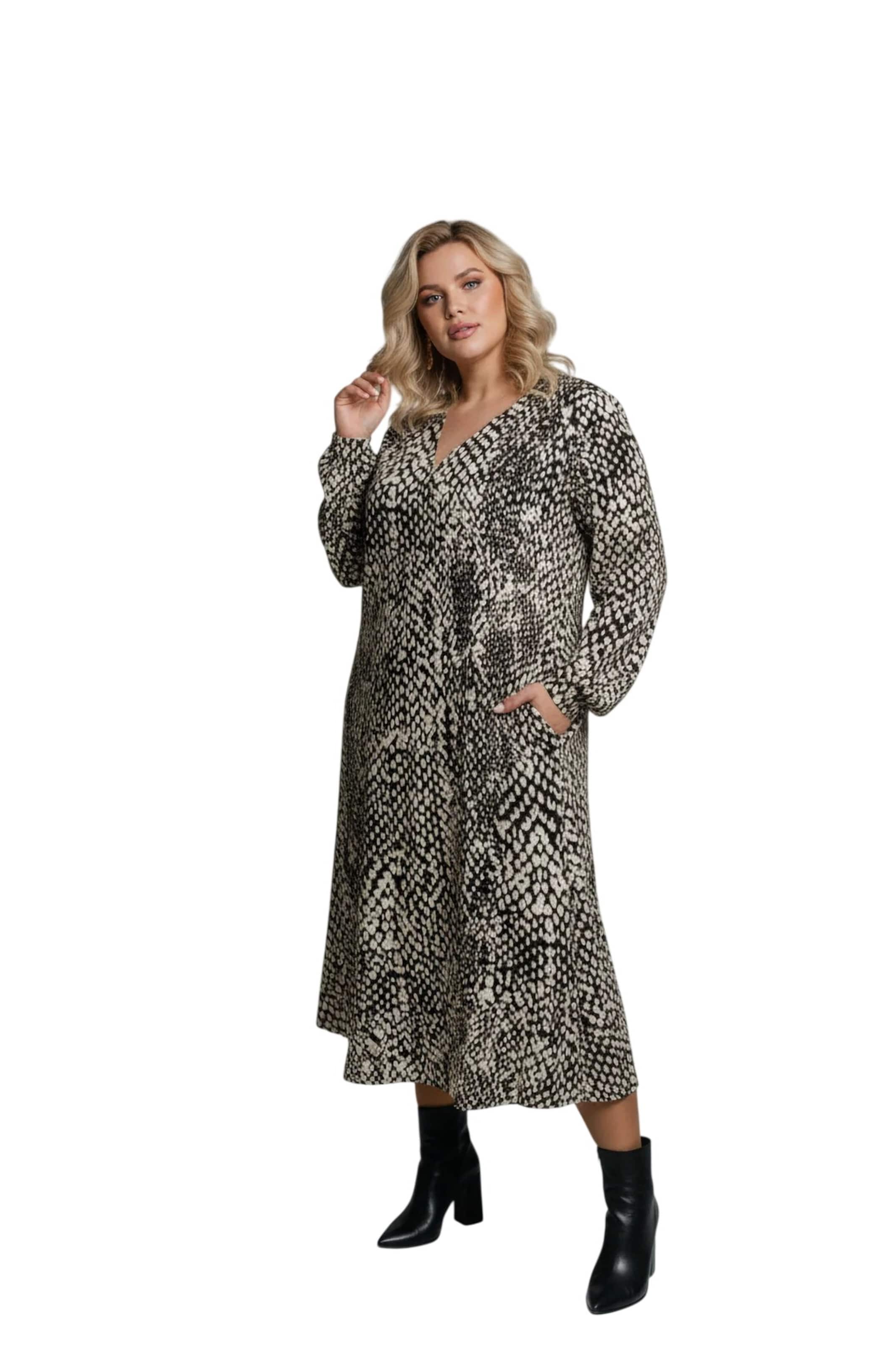 Robe Shape Of You en beige