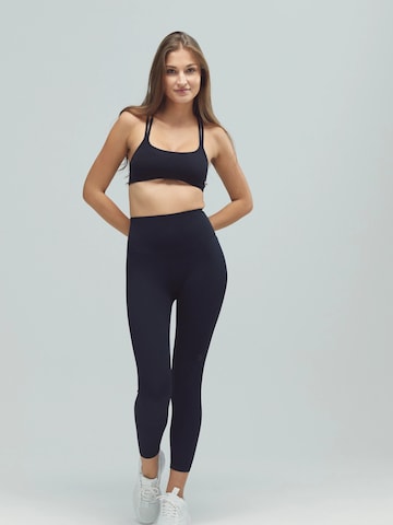 Bustino Reggiseno sportivo 'ACTIVE X-Strap Bra' di DRILLS Apparel in nero