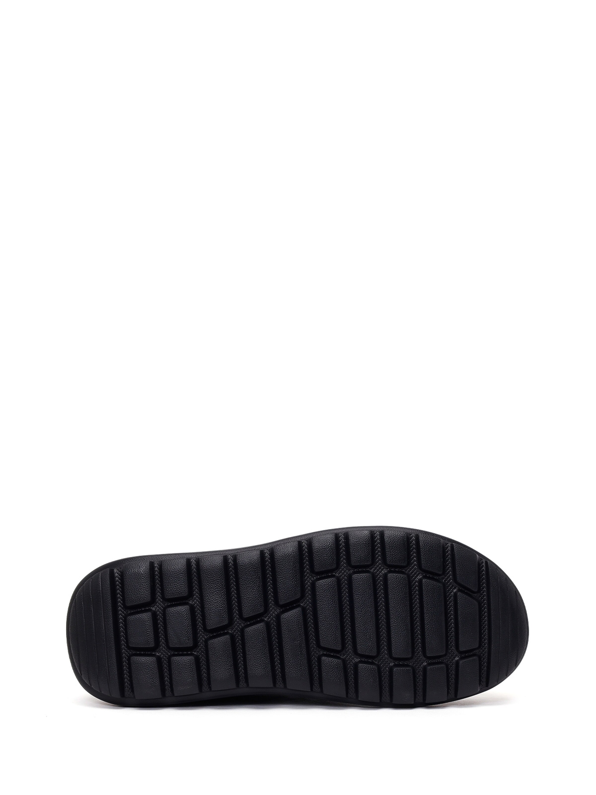 Derimod - Sapato com atacadores em preto