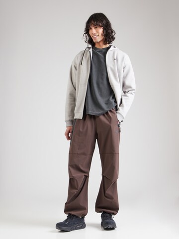 Reebok Sportsweatjacke in Grau