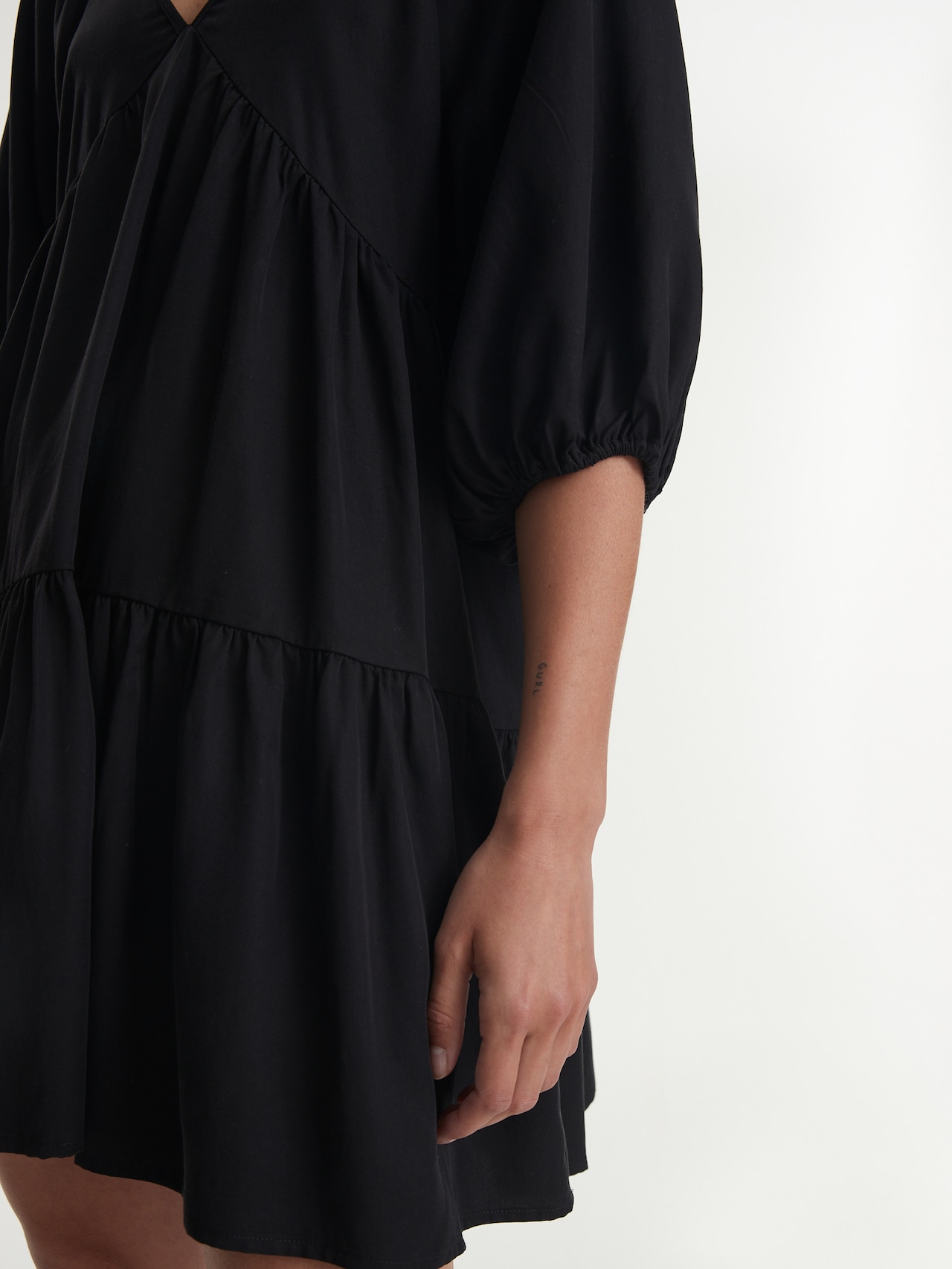 EDITED Produkte Kleid 'Aamu' schwarz