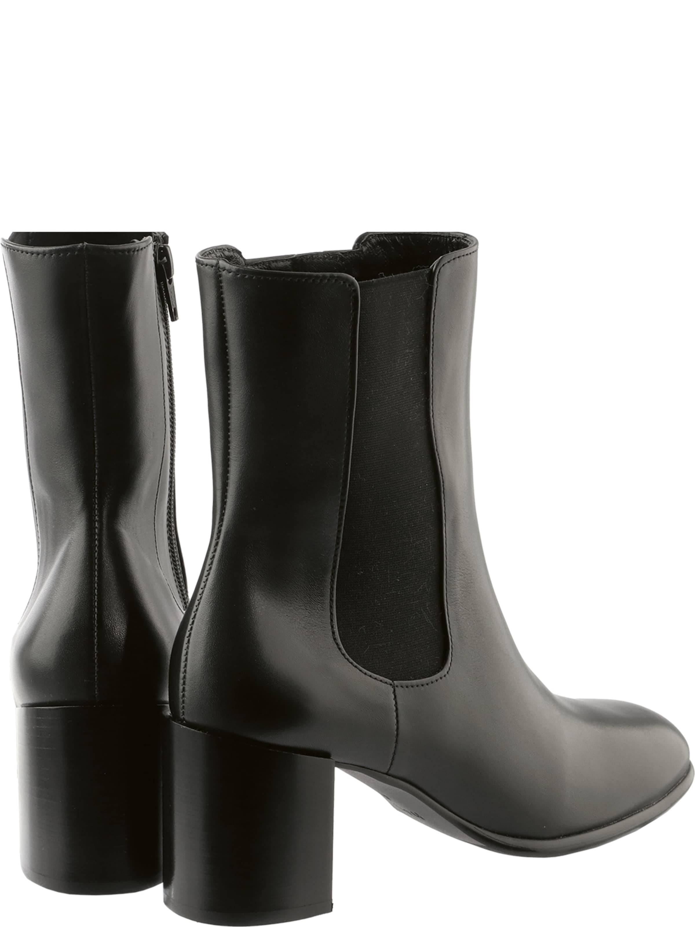 Högl Bootie 'Edna' in Black