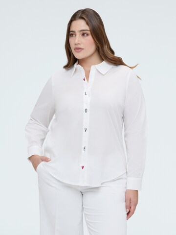 Fiorella Rubino Blouse in White: front