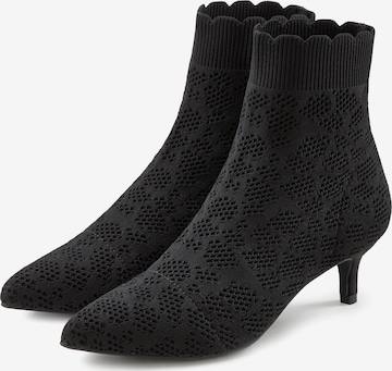 LASCANA Ankle Boots in Black